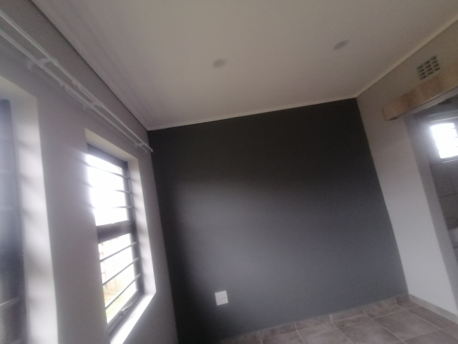 3 Bedroom Property for Sale in Lotus Gardens Gauteng