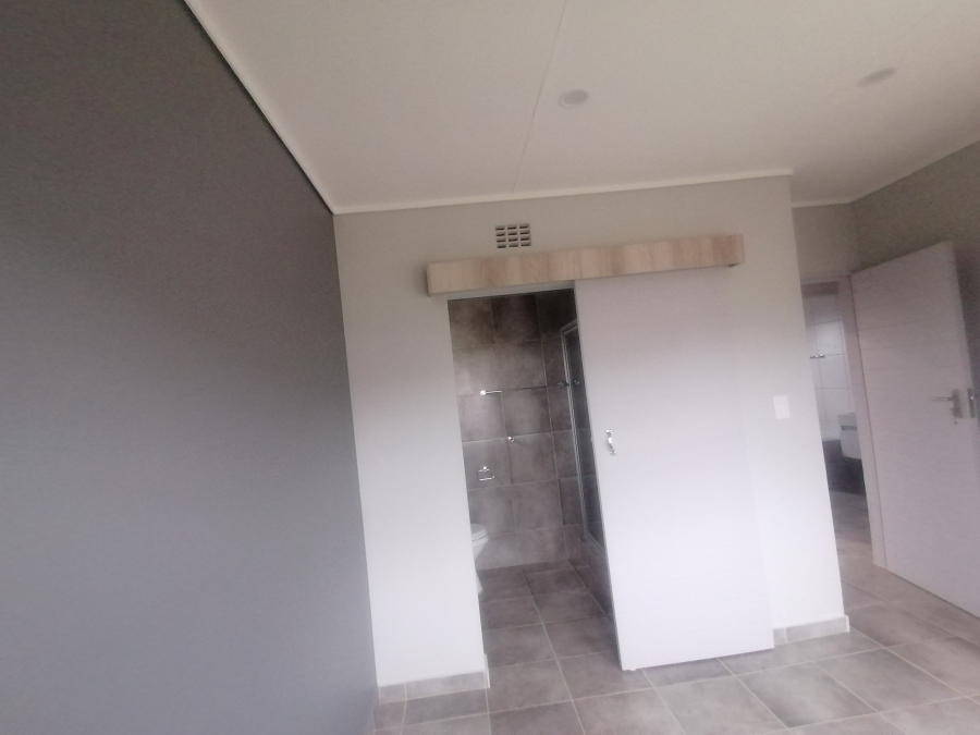 3 Bedroom Property for Sale in Lotus Gardens Gauteng