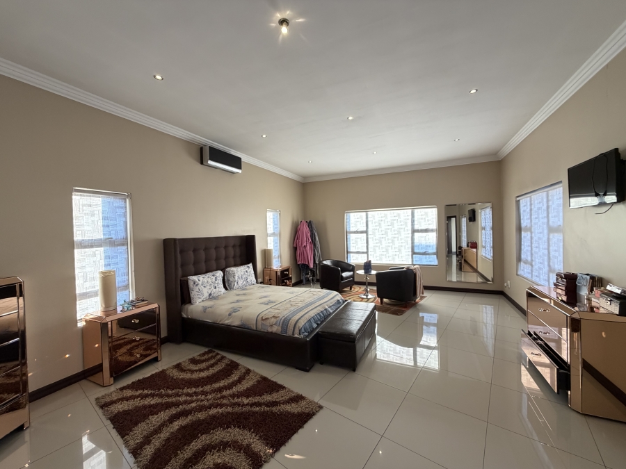 4 Bedroom Property for Sale in Aspen Hills Gauteng