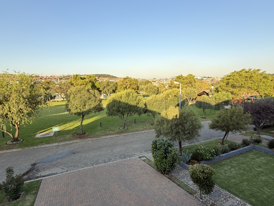 4 Bedroom Property for Sale in Aspen Hills Gauteng