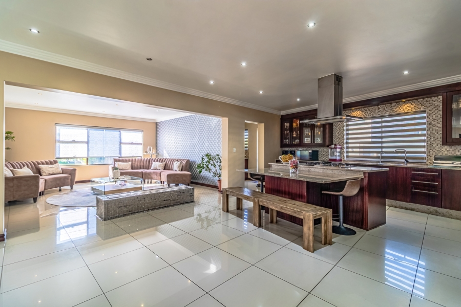 4 Bedroom Property for Sale in Aspen Hills Gauteng