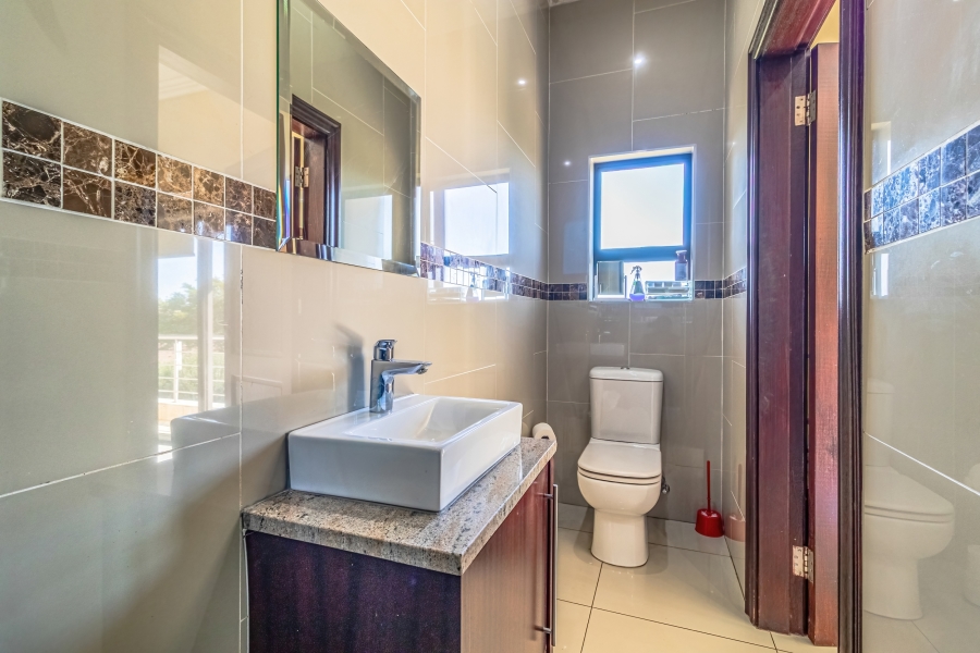 4 Bedroom Property for Sale in Aspen Hills Gauteng