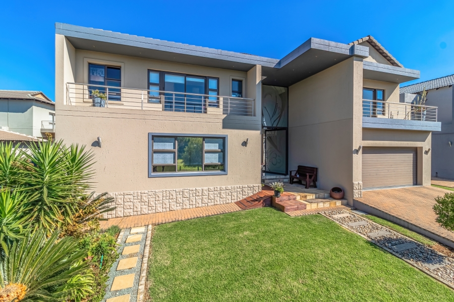 4 Bedroom Property for Sale in Aspen Hills Gauteng