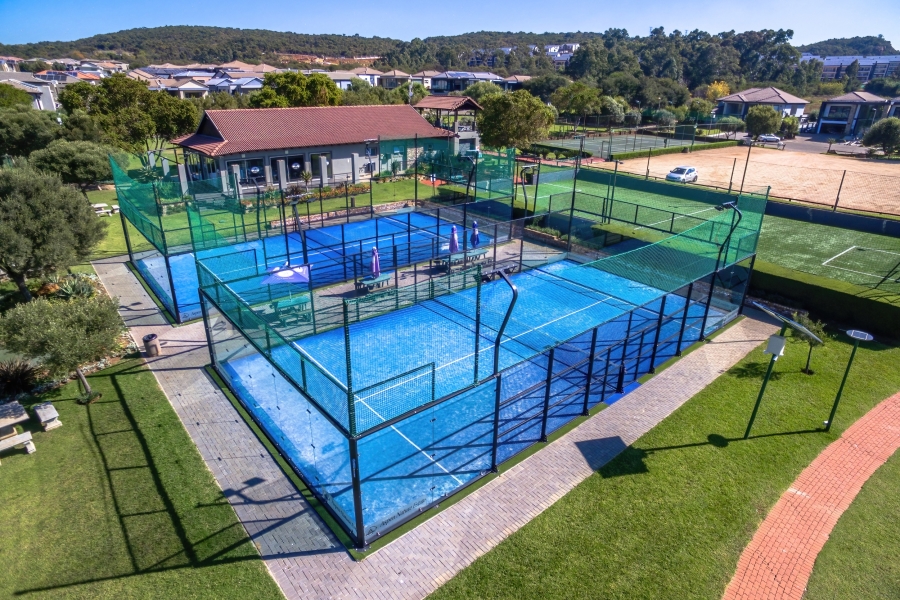 4 Bedroom Property for Sale in Aspen Hills Gauteng