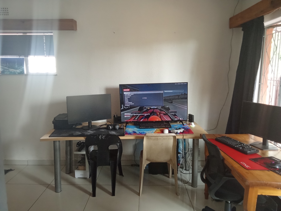 3 Bedroom Property for Sale in Groblerpark Gauteng