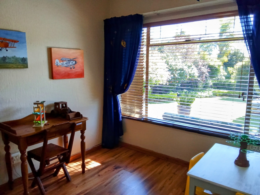 4 Bedroom Property for Sale in Wilro Park Gauteng