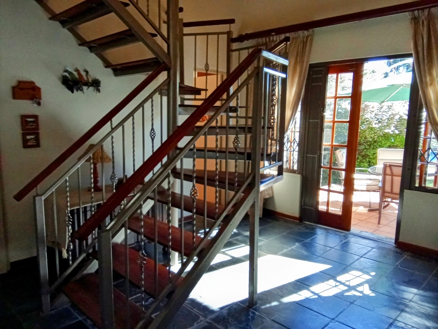 4 Bedroom Property for Sale in Wilro Park Gauteng