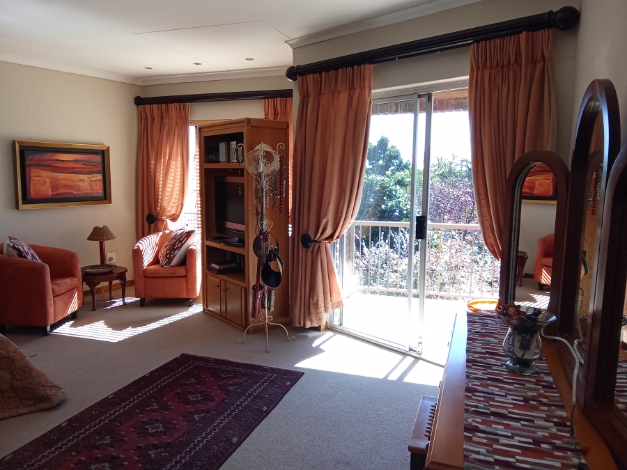 4 Bedroom Property for Sale in Wilro Park Gauteng