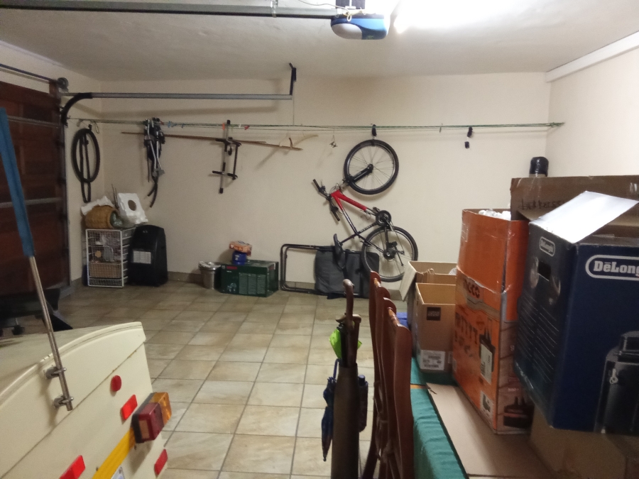 4 Bedroom Property for Sale in Wilro Park Gauteng