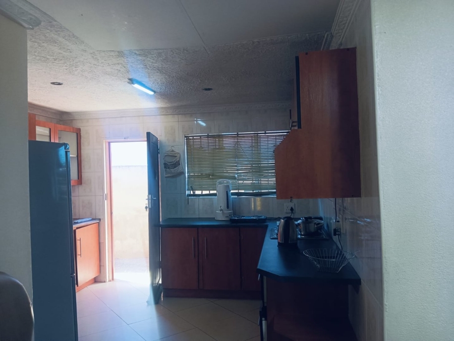 3 Bedroom Property for Sale in Bekkersdal Gauteng