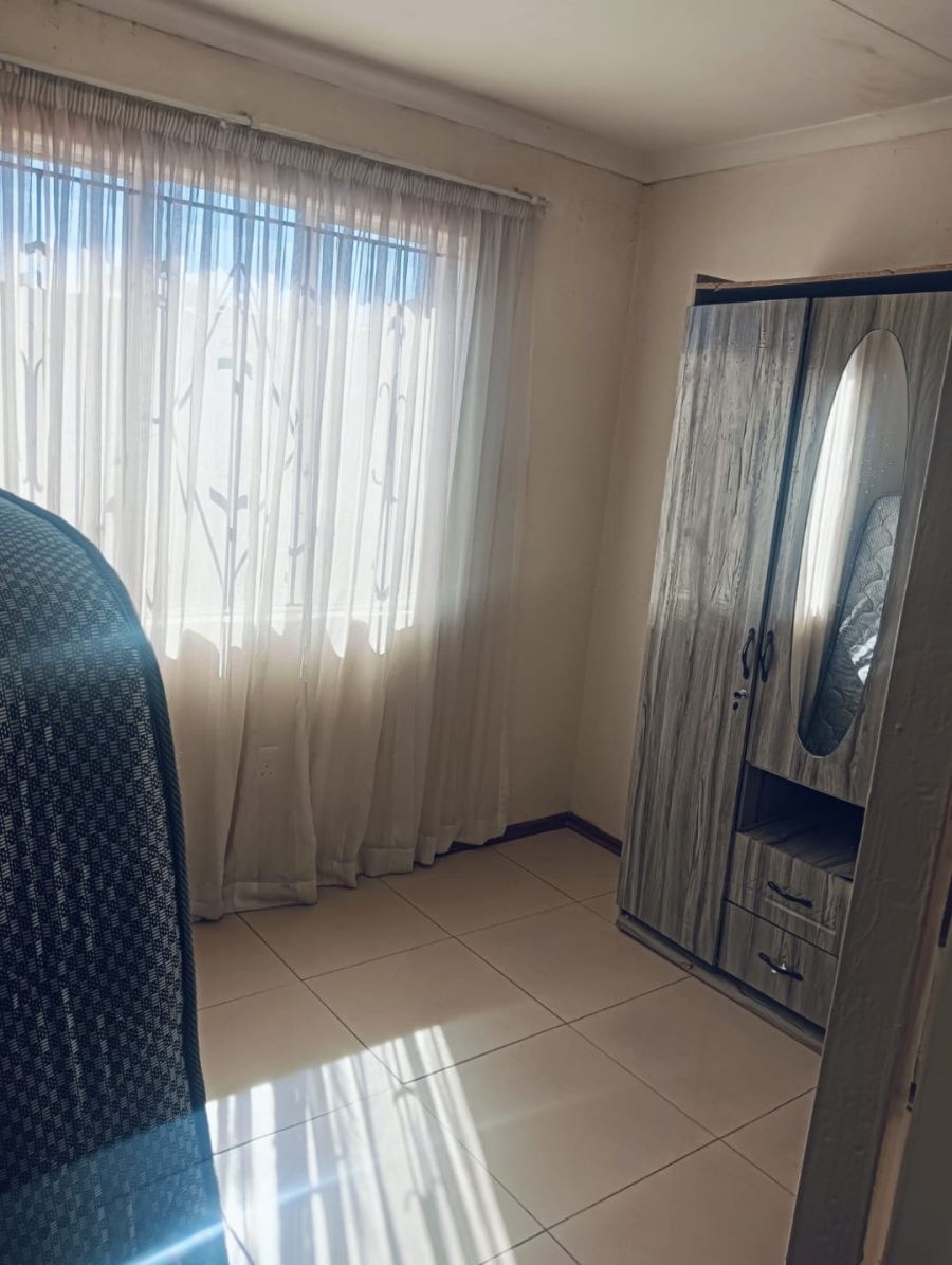 3 Bedroom Property for Sale in Bekkersdal Gauteng