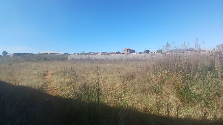 0 Bedroom Property for Sale in Mohlakeng Gauteng