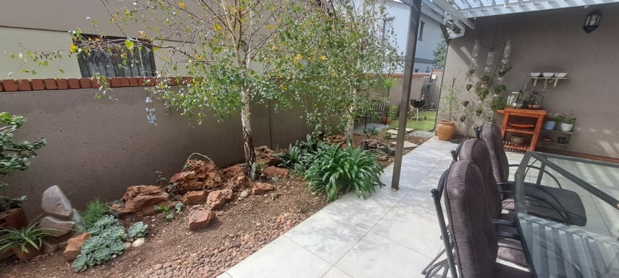 3 Bedroom Property for Sale in Brentwood Gauteng