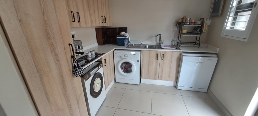 3 Bedroom Property for Sale in Brentwood Gauteng