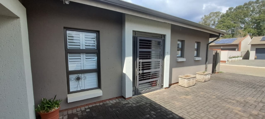 3 Bedroom Property for Sale in Brentwood Gauteng