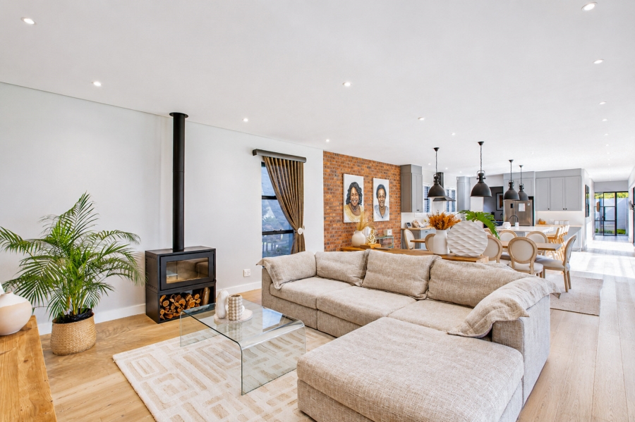 To Let 5 Bedroom Property for Rent in Parktown North Gauteng