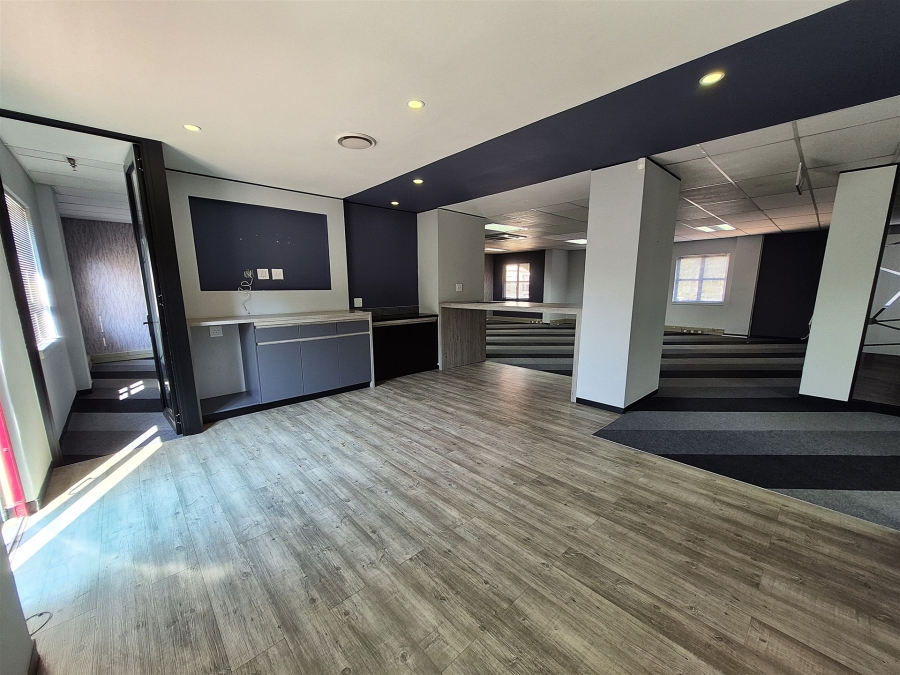To Let Commercial Property for Rent in Hyde Park Gauteng