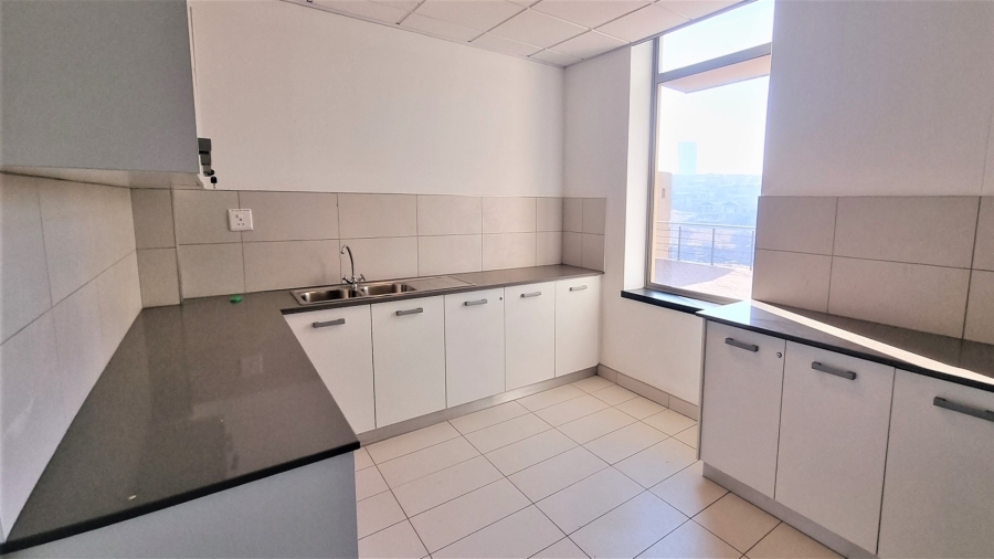 To Let Commercial Property for Rent in Waterfall Gauteng