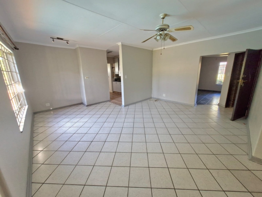 3 Bedroom Property for Sale in Sinoville Gauteng
