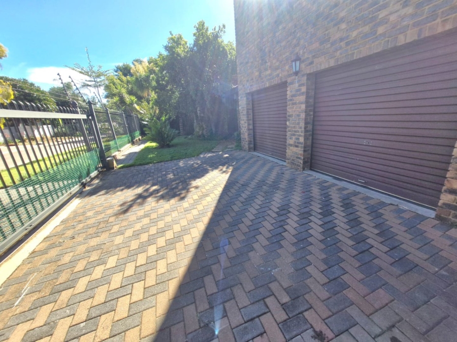3 Bedroom Property for Sale in Sinoville Gauteng