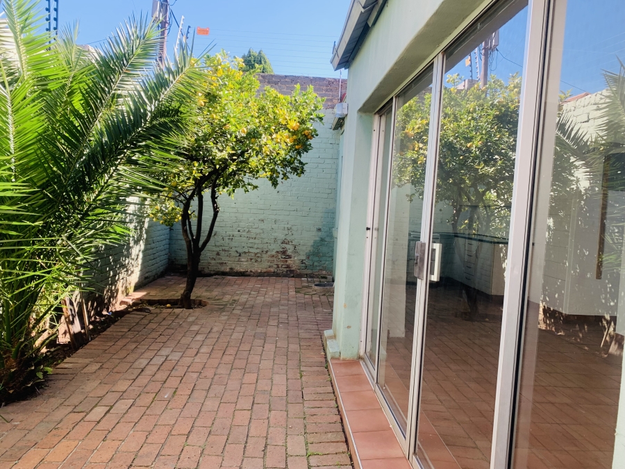 To Let 1 Bedroom Property for Rent in Orange Grove Gauteng