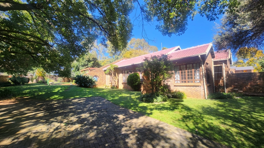 3 Bedroom Property for Sale in Hennopspark Gauteng