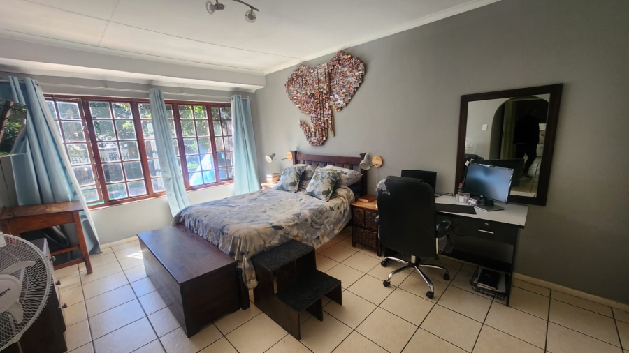 3 Bedroom Property for Sale in Hennopspark Gauteng