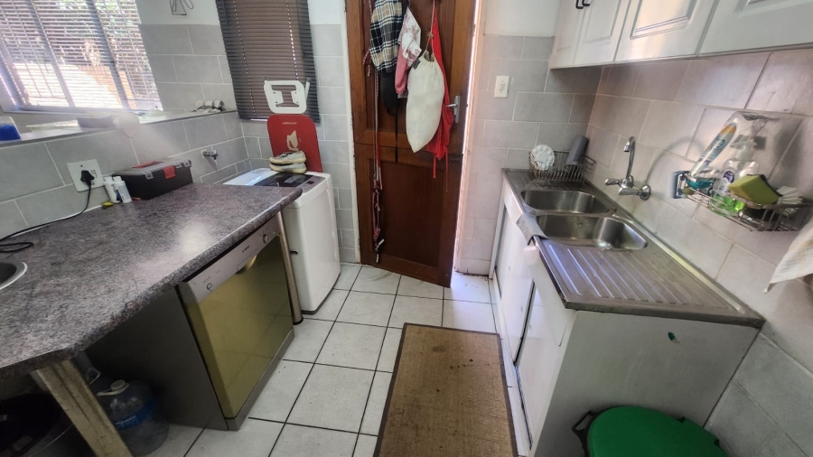 3 Bedroom Property for Sale in Hennopspark Gauteng