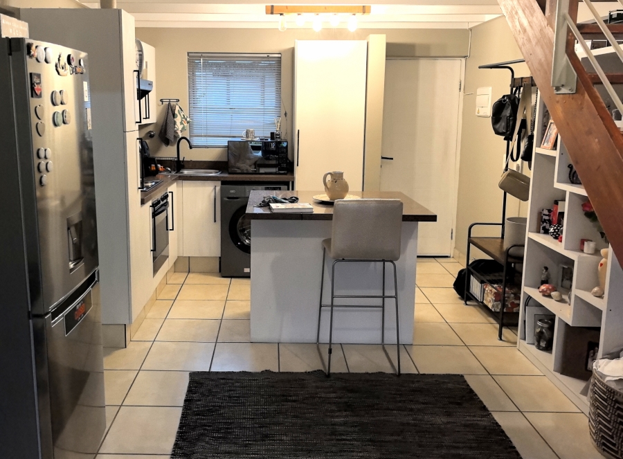 1 Bedroom Property for Sale in Fourways Gauteng