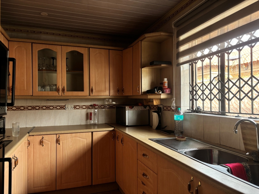 3 Bedroom Property for Sale in Dobsonville Gardens Gauteng