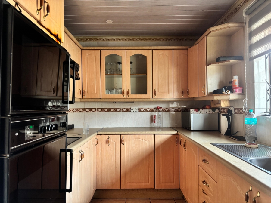 3 Bedroom Property for Sale in Dobsonville Gardens Gauteng