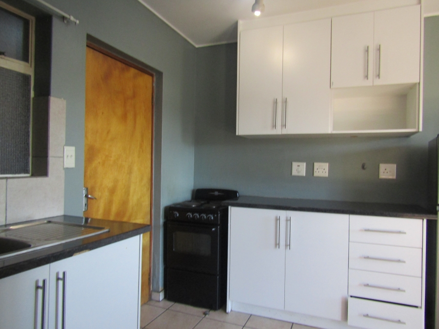 To Let 2 Bedroom Property for Rent in Auckland Park Gauteng