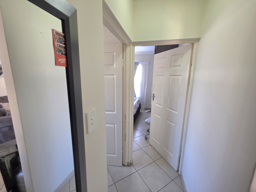 2 Bedroom Property for Sale in The Reeds Gauteng