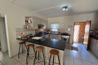 2 Bedroom Property for Sale in Norton Small Farms Gauteng