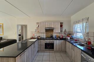 2 Bedroom Property for Sale in Norton Small Farms Gauteng