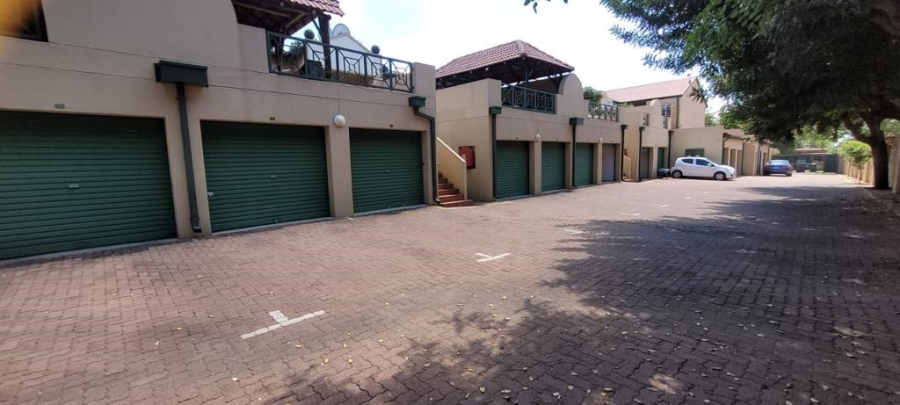 2 Bedroom Property for Sale in New Redruth Gauteng