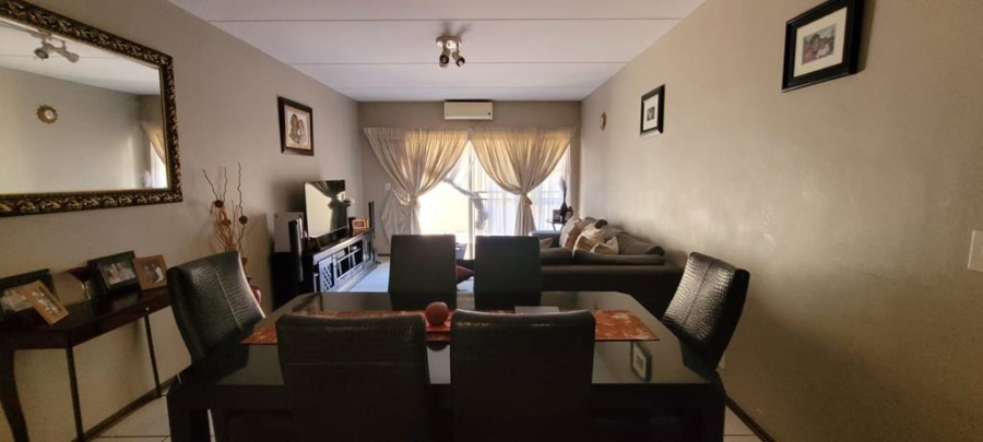 2 Bedroom Property for Sale in New Redruth Gauteng