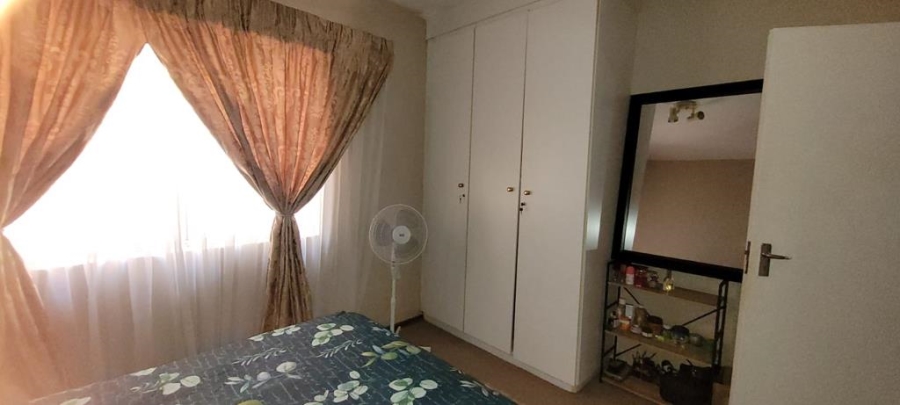 2 Bedroom Property for Sale in New Redruth Gauteng