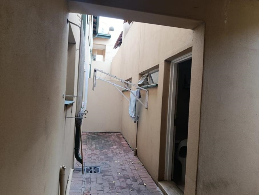 2 Bedroom Property for Sale in New Redruth Gauteng