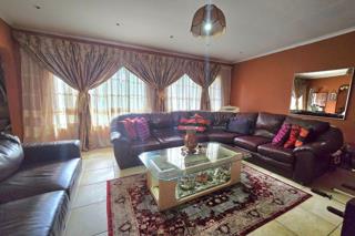 3 Bedroom Property for Sale in Brackendowns Gauteng