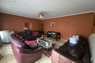 3 Bedroom Property for Sale in Brackendowns Gauteng