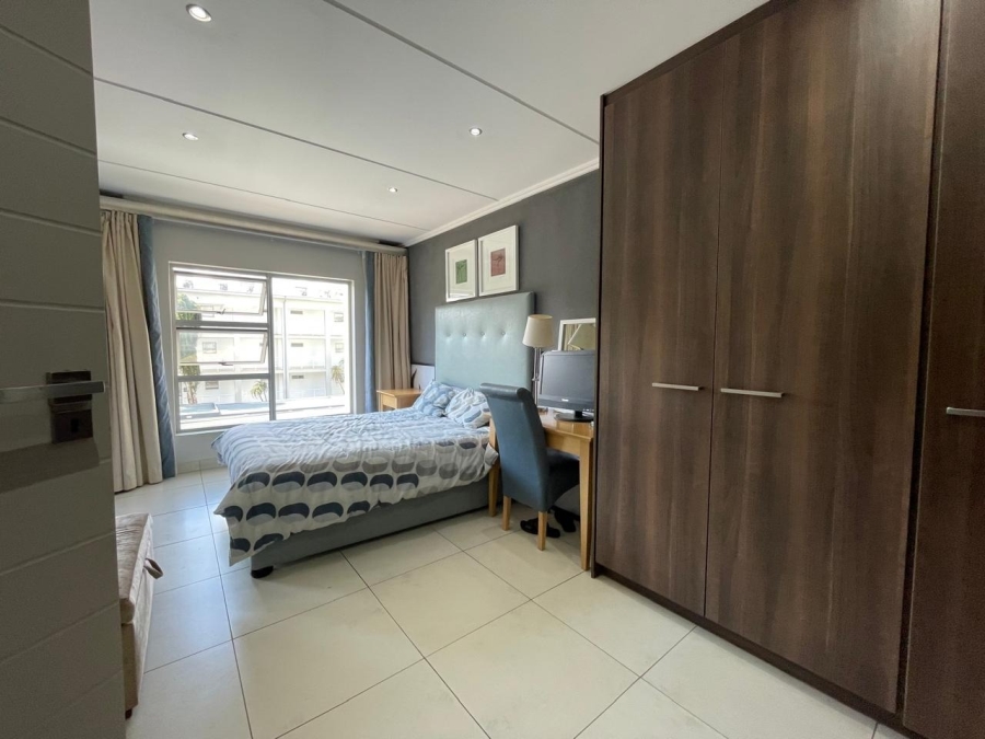 To Let 2 Bedroom Property for Rent in Sandown Gauteng