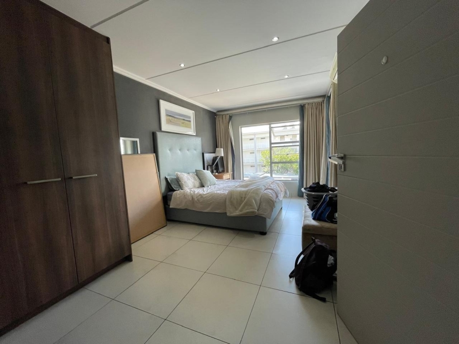 To Let 2 Bedroom Property for Rent in Sandown Gauteng