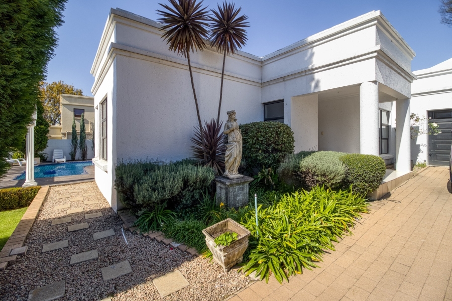 To Let 4 Bedroom Property for Rent in Dainfern Golf Estate Gauteng
