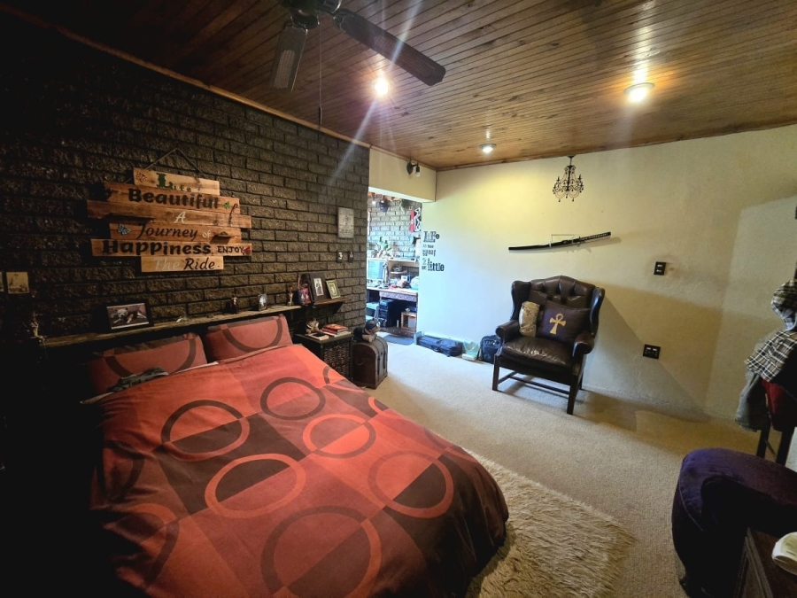 4 Bedroom Property for Sale in Homestead Apple Orchards Gauteng