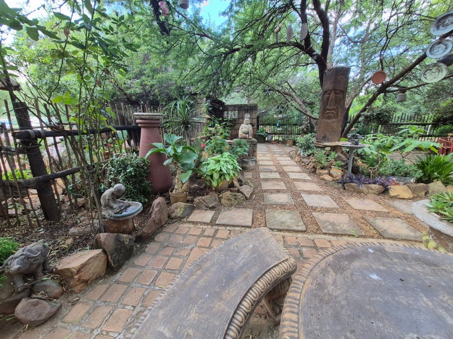 4 Bedroom Property for Sale in Homestead Apple Orchards Gauteng