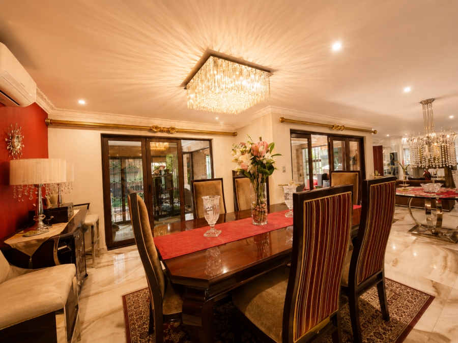 7 Bedroom Property for Sale in Raslouw Gauteng