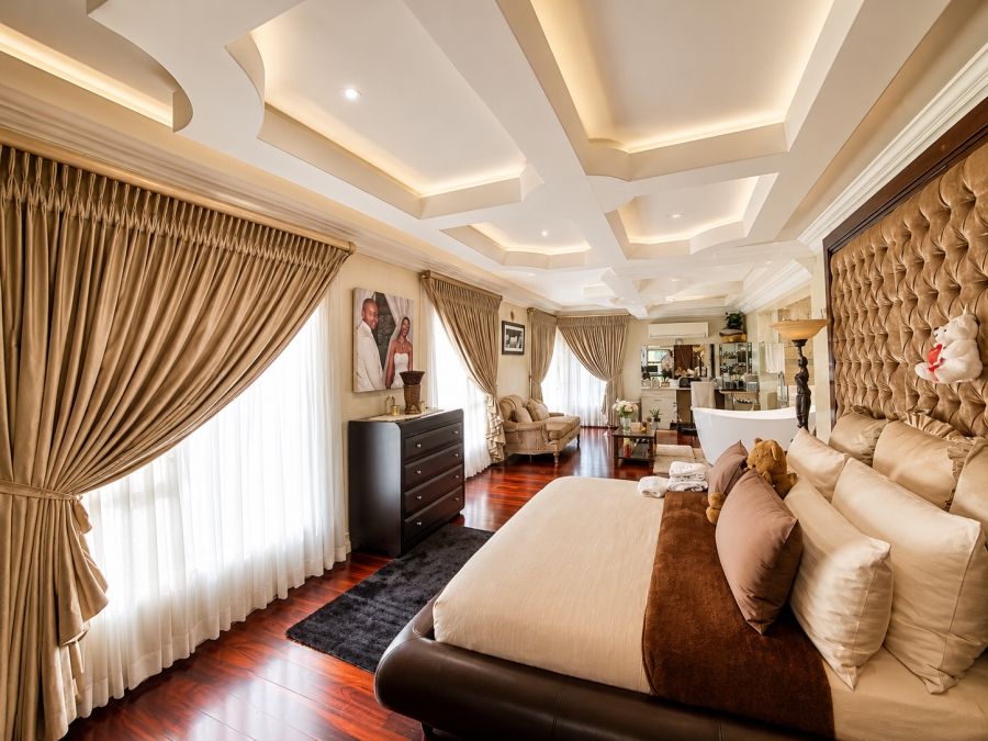 7 Bedroom Property for Sale in Raslouw Gauteng
