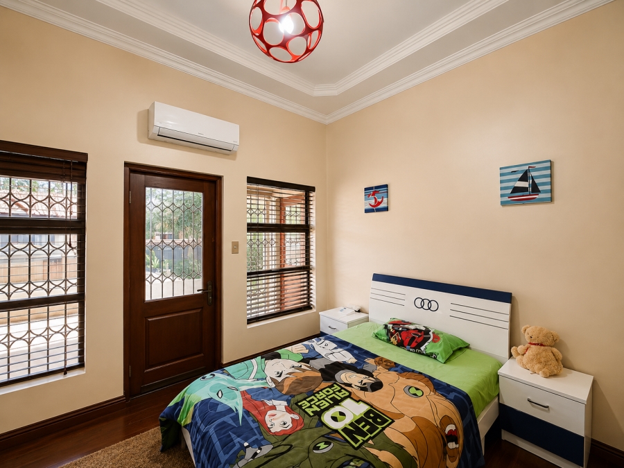 7 Bedroom Property for Sale in Raslouw Gauteng