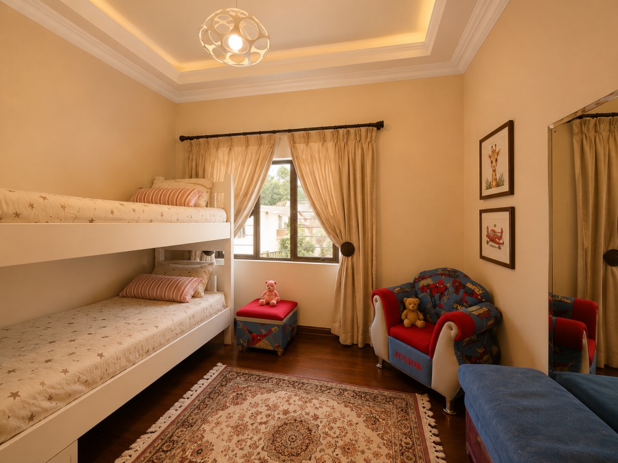 7 Bedroom Property for Sale in Raslouw Gauteng